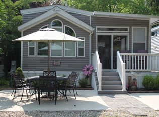 6473 Blue Star Hwy, Saugatuck, MI 49453