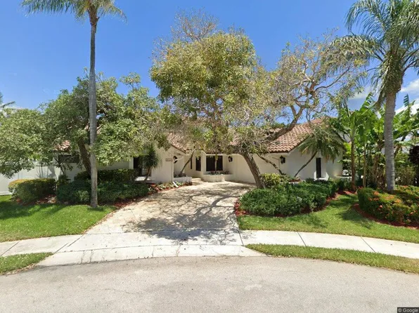 845 NE Mulberry Dr, Boca Raton, FL 33487
