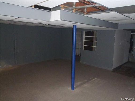 2nd image of 36245 Florane St