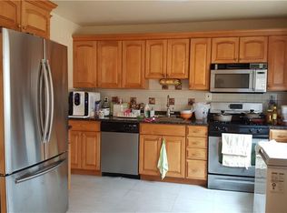 14 Eisenhower Ct, Blauvelt, NY 10913