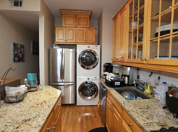 2nd image of 4621 N Malden St #S4