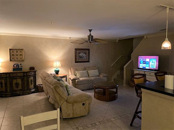 4th image of 850 S Tamiami Trl APT 622