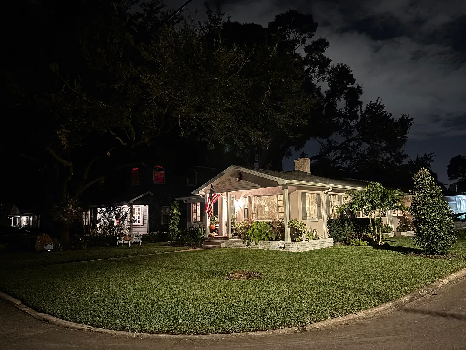 3 bed, 1371 sqft, $5,000 — Photo 3
