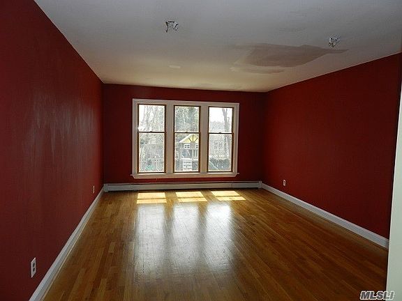 4th image of 23 Granada Cir