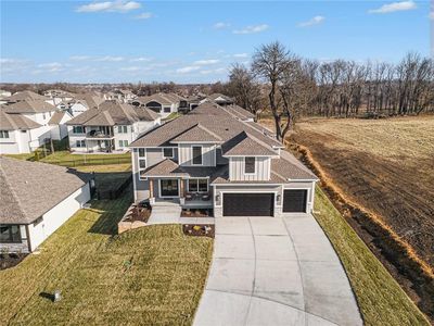 3221 SW Saddlebred Ter, Lees Summit, MO, 64082