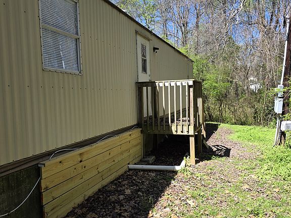 3rd image of 340 Browns Rd