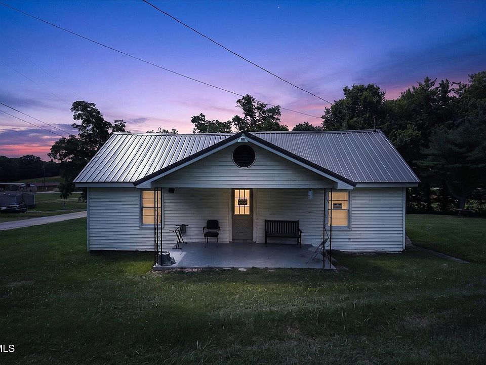1st image of 465 Mulberry Rd