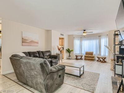 1304 Wintergreen Dr, Las Vegas, NV, 89128