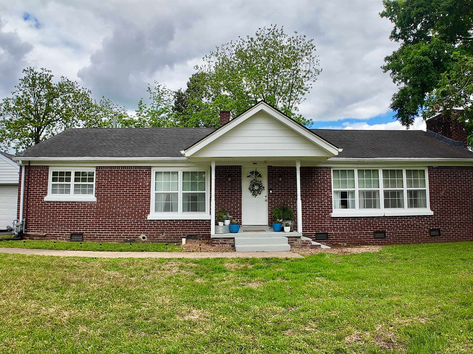 8738 Greenhill Rd, Millington, TN 38053 | Zillow