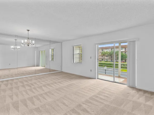 4980 E Sabal Palm Boulevard #231, Tamarac, FL 33319