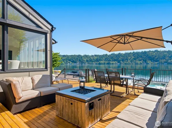 2002 W Lake Sammamish Parkway NE, Redmond, WA 98052