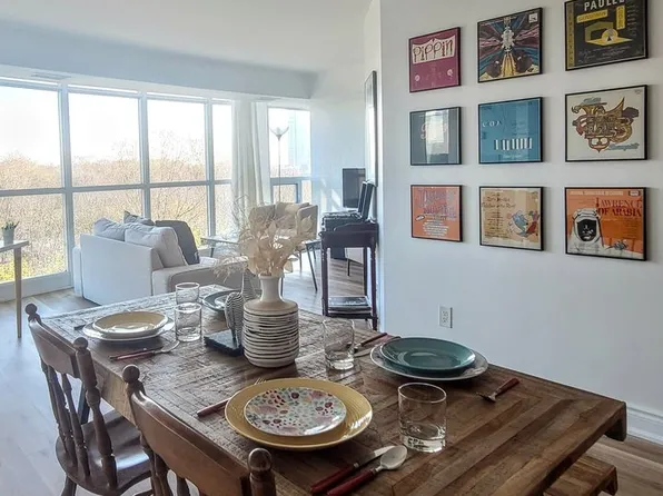 219 Fort York Blvd Unit 611, Toronto, ON M5V 1B1