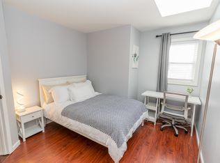 28 Linden Pl #2, Stamford, CT 06902