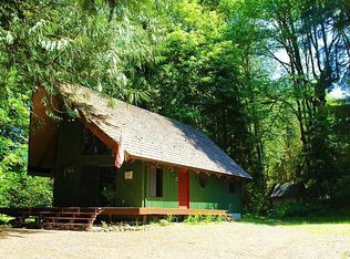71594 Parkview Ln, Clatskanie, OR 97016