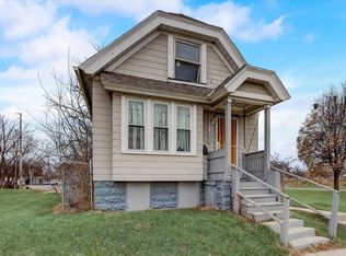 2210 N 21st St, Milwaukee, WI 53205
