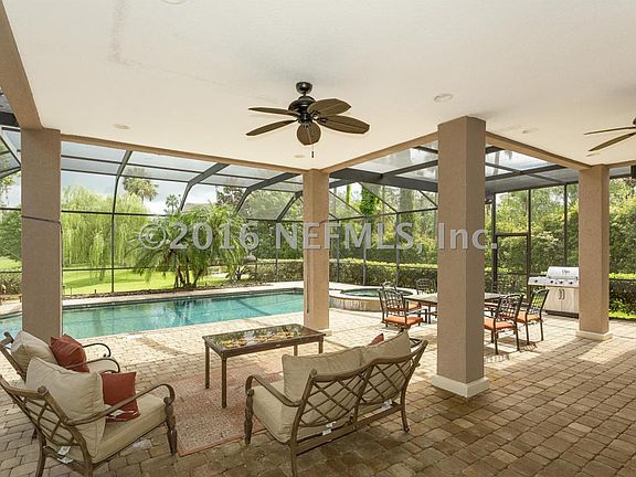 3rd image of 331 Clearwater Dr