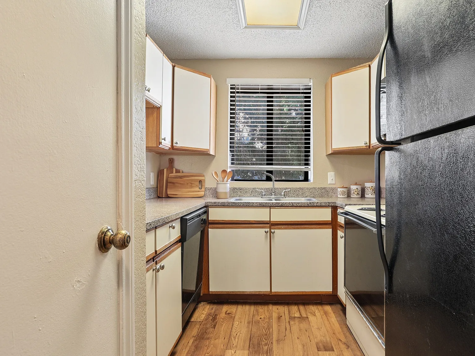 Lake Village West — Photo 1