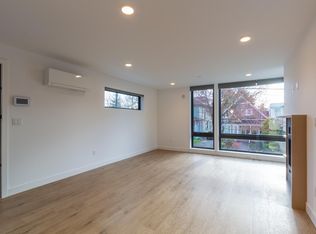 625 Malden Ave E #B, Seattle, WA 98112