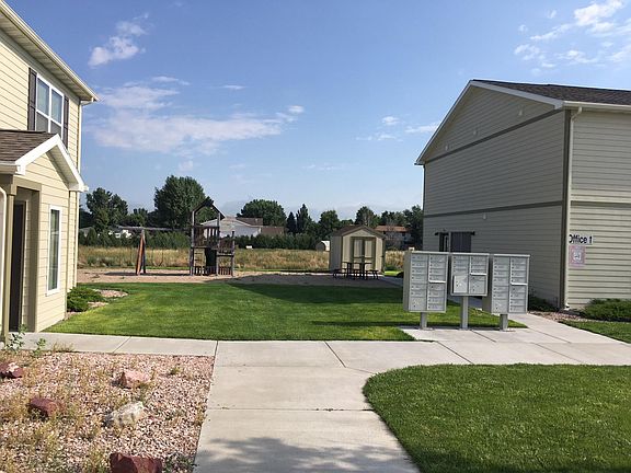 3rd image of 420 College Dr APT B7