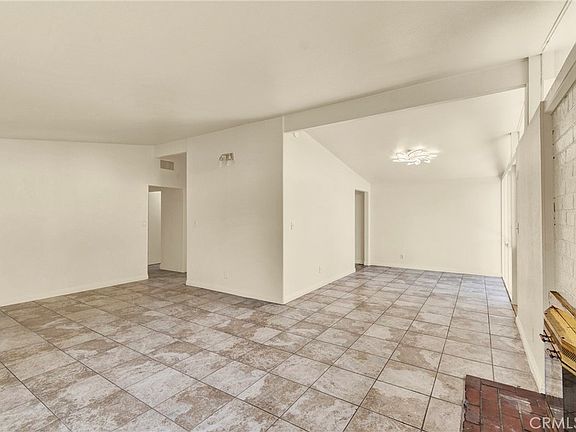 4th image of 9961 Aldgate Ave