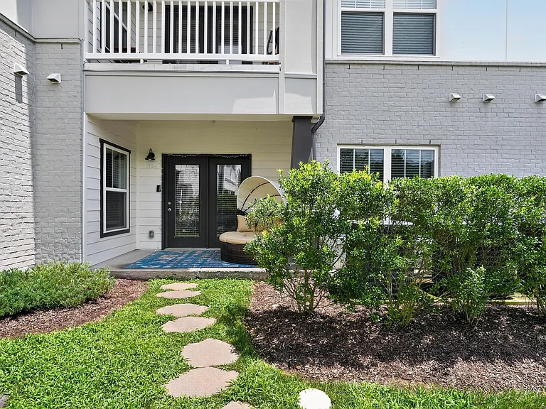 934 Governors Ct #105 — Photo 15