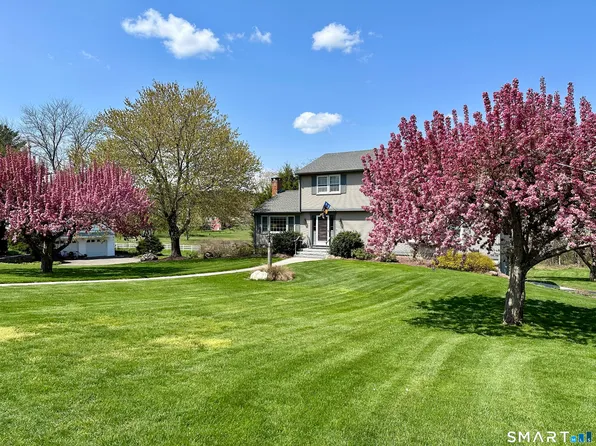 21 Watson Drive, Simsbury, CT 06092