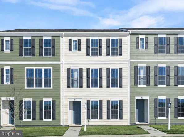 8 Silo St, Carlisle, PA 17015