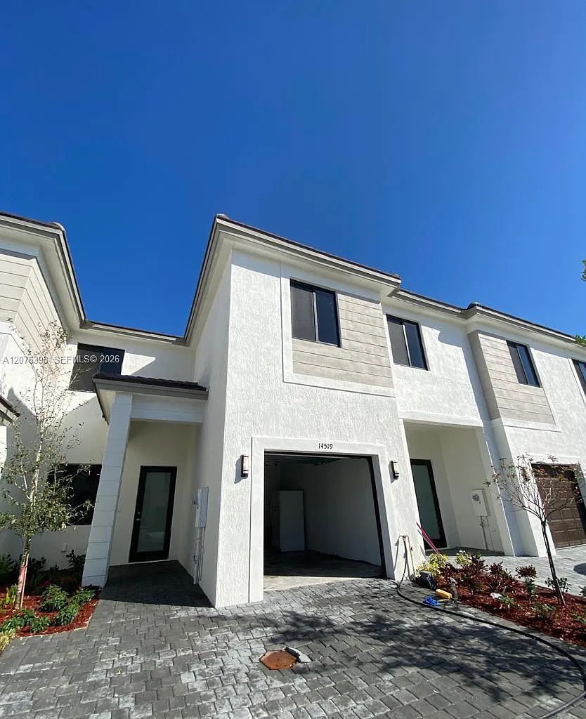 Devco Villas — Photo 1