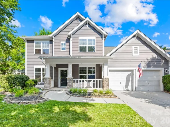 8703 Lake Pines Dr, Cornelius, NC 28031