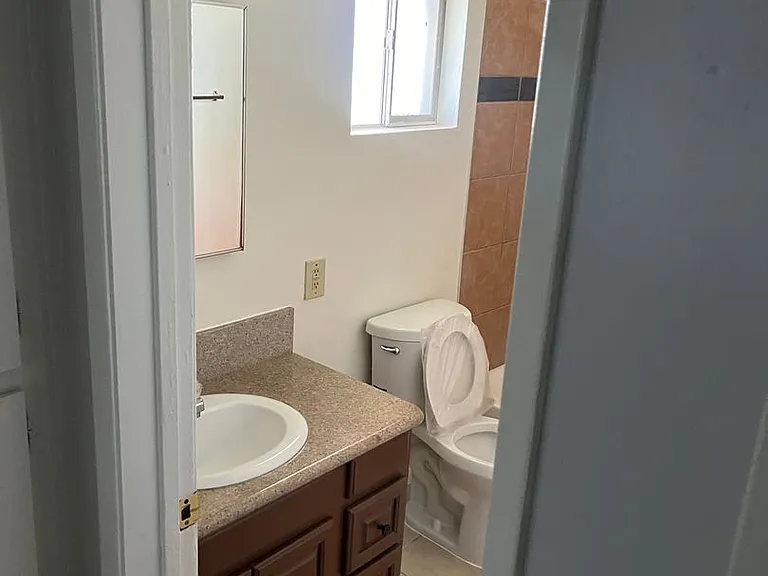 1260 W. Stoneridge Ct. — Photo 10