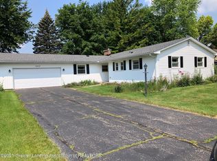 243 N Creyts Rd, Lansing, MI 48917