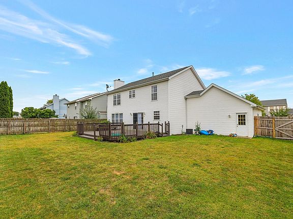 5th image of 3806 Englewood Dr