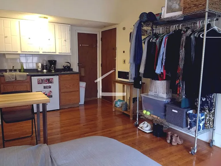 901 Beacon St #16 — Photo 2