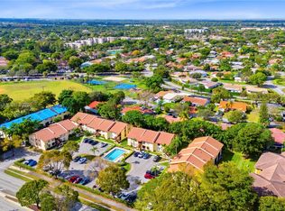 2576 Riverside Dr #415, Pompano Beach, FL 33065