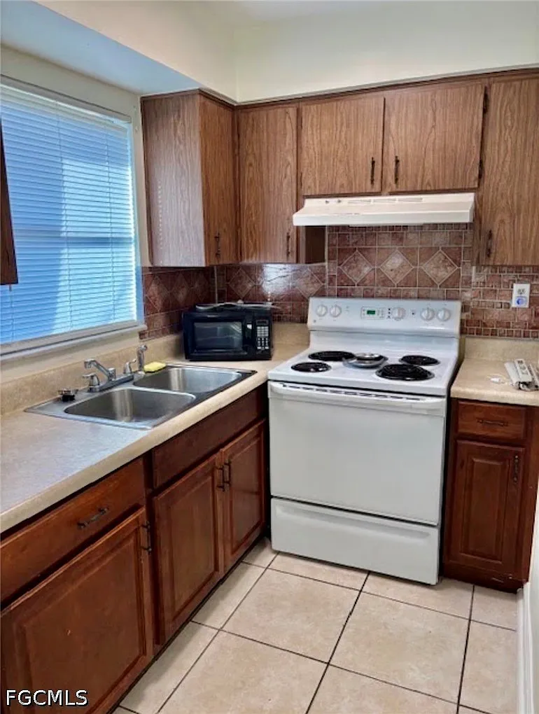 1 bed, 1.0 bath, 602 sqft, $1,200 — Photo 4