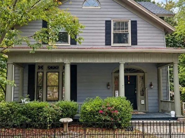 24 Centre Hill Ct, Petersburg, VA 23803