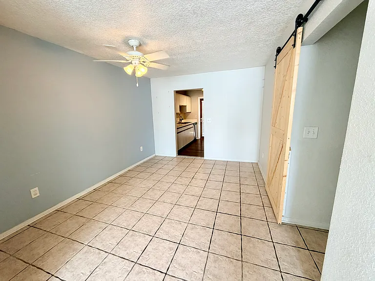 5343 Hansel Ave #F4 — Photo 14