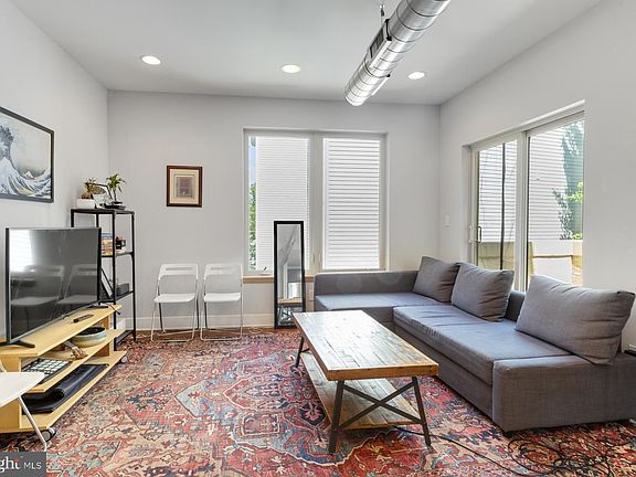 5th image of 1780 Frankford Ave #C