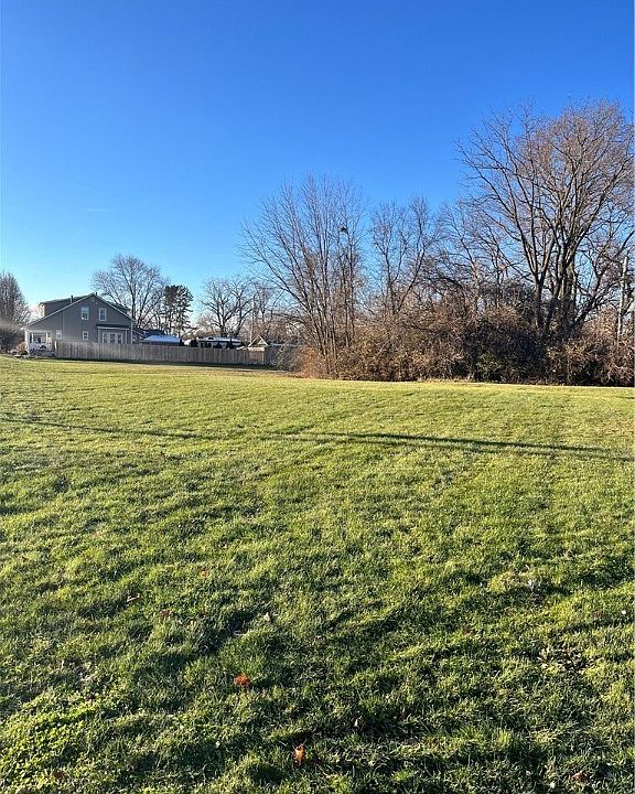 1st image of 2425 Wilmington Pike