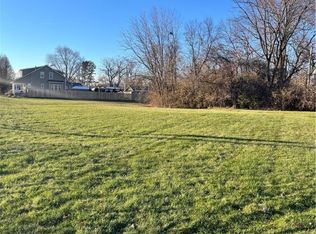 2425 Wilmington Pike, Dayton, OH 45419