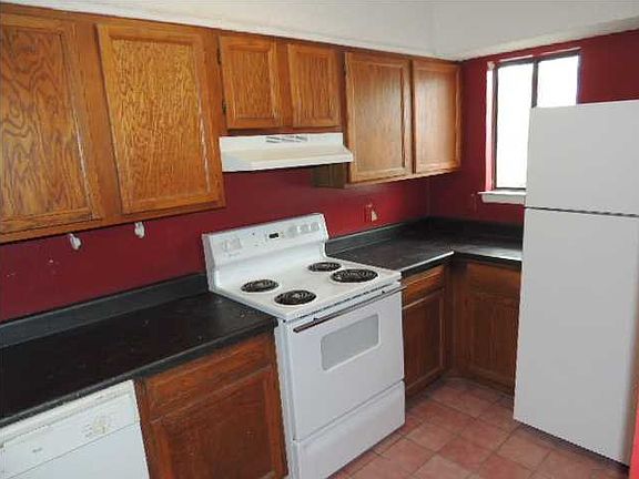 4th image of 734 Legion Dr APT 8