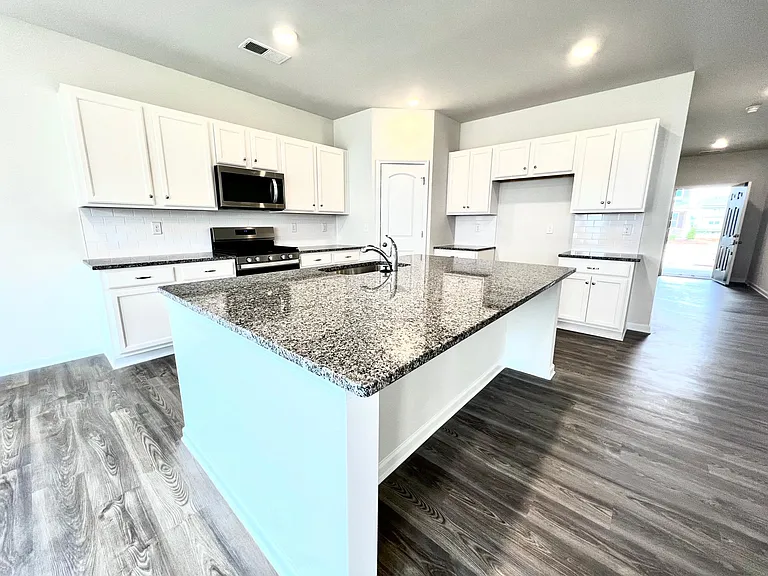 5010 Markfield Ln — Photo 16