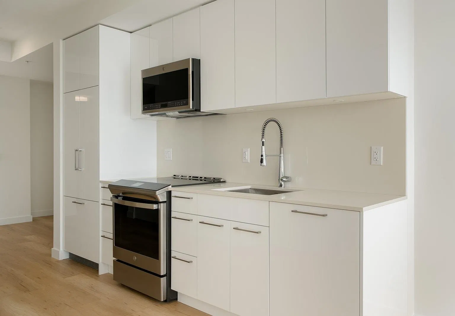 Studio, 474 sqft, $1,700 — Photo 4