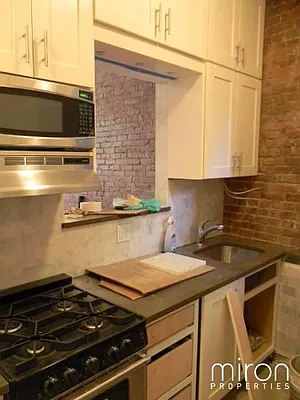 Rented by Miron Properties | media 34