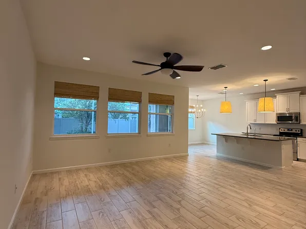 11930 Meadowgate Pl, Bradenton, FL 34211