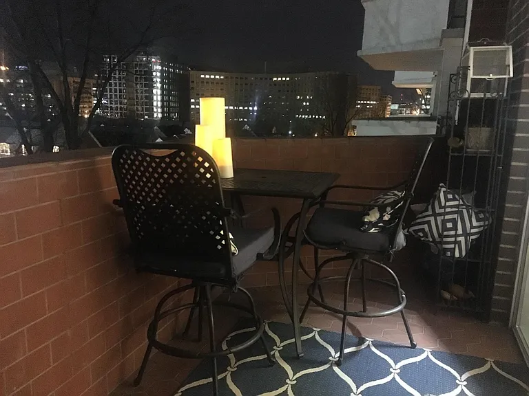 700 7th St SW #706 — Photo 8