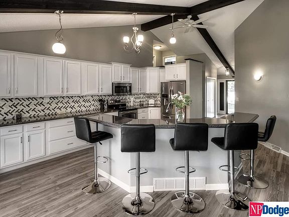 5th image of 1405 Lynden Cir