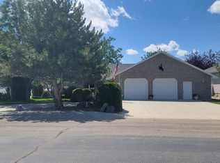 609 N Road 11, Worland, WY 82401