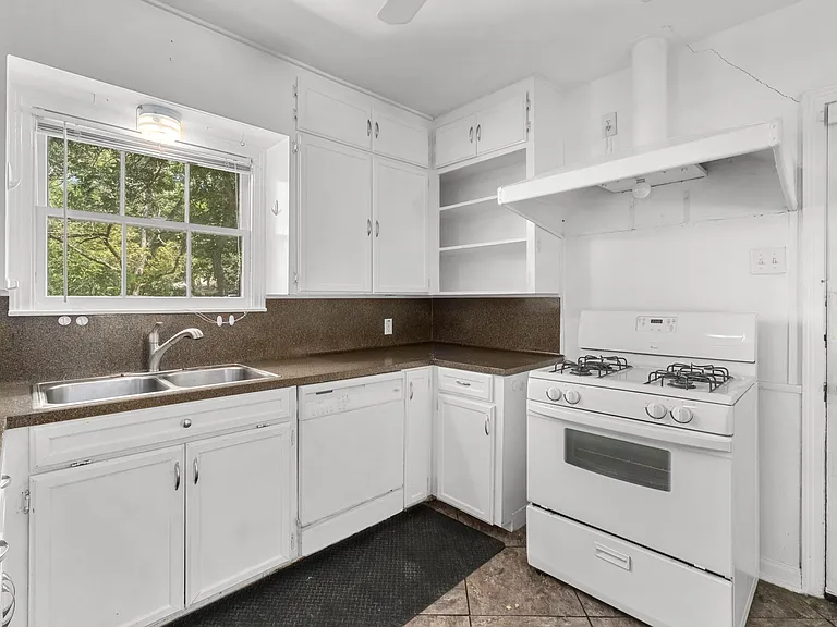 6206 Nasco Dr — Photo 8