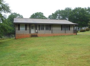 160 Wells Dr, Boiling Springs, SC 29316